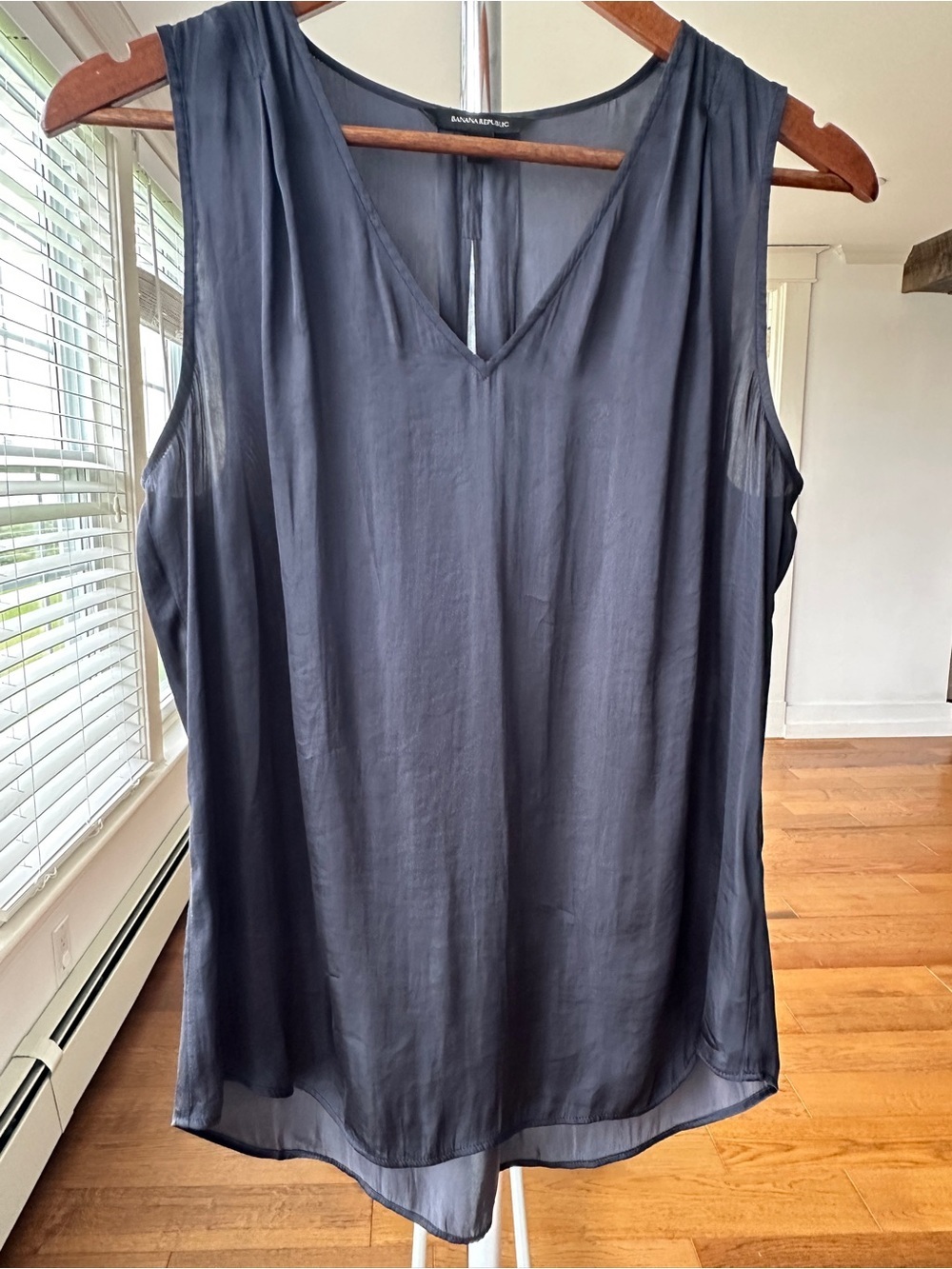Banana Republic Sleeveless V-Neck Top, Minimalist Design, Charcoal, Satin